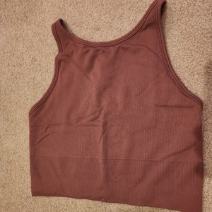 Athleta Aurora high neck crop tank, size small in mauve color.